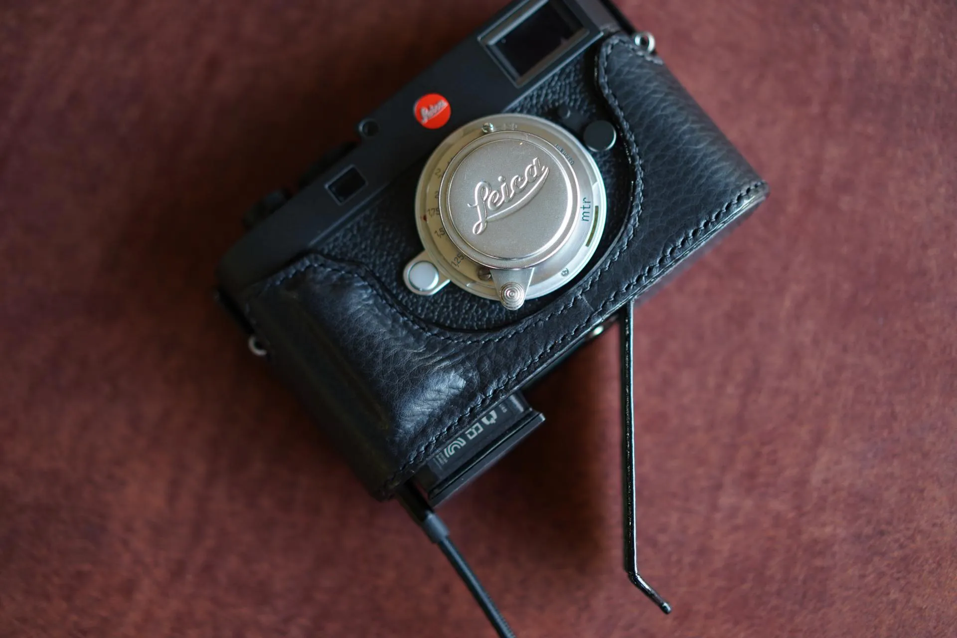 Arte di Mano Half Case for Leica M11 with Advanced Battery Access Door - Rally Volpe