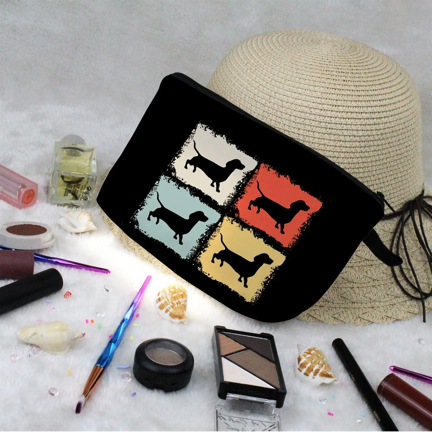 Dachshund Dog Cosmetic Bag Cute Small Puppy Makeup Bag Travel Toiletry Zipper Pouch Dachshund Present for Dog Lovers Dachshund Mom Women Friends