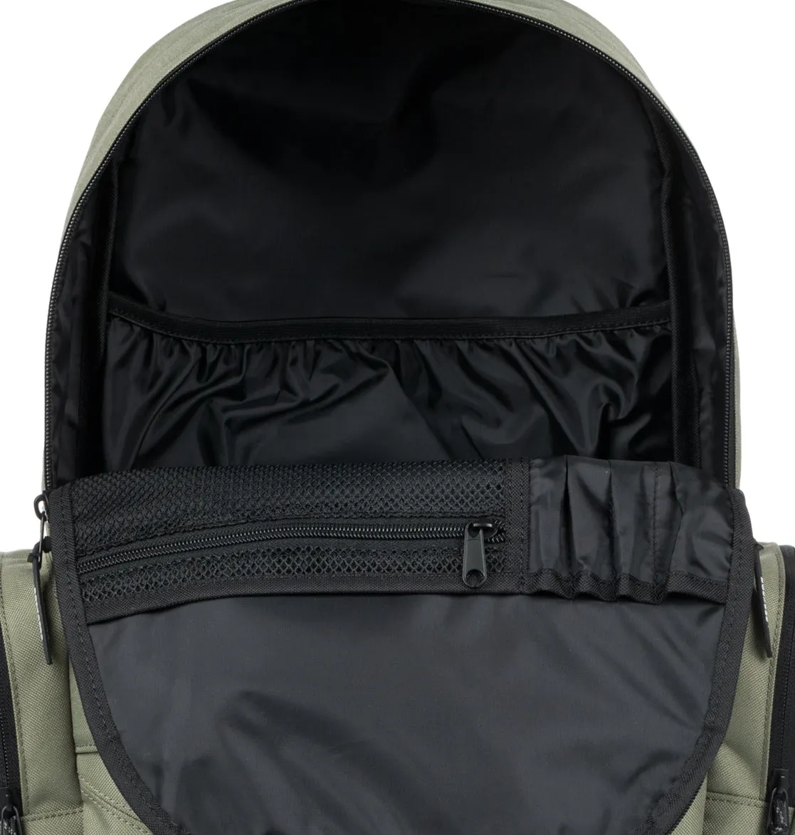 DC Men's Breed Backpack Deep Lichen Green ADYBP03096_TPC0