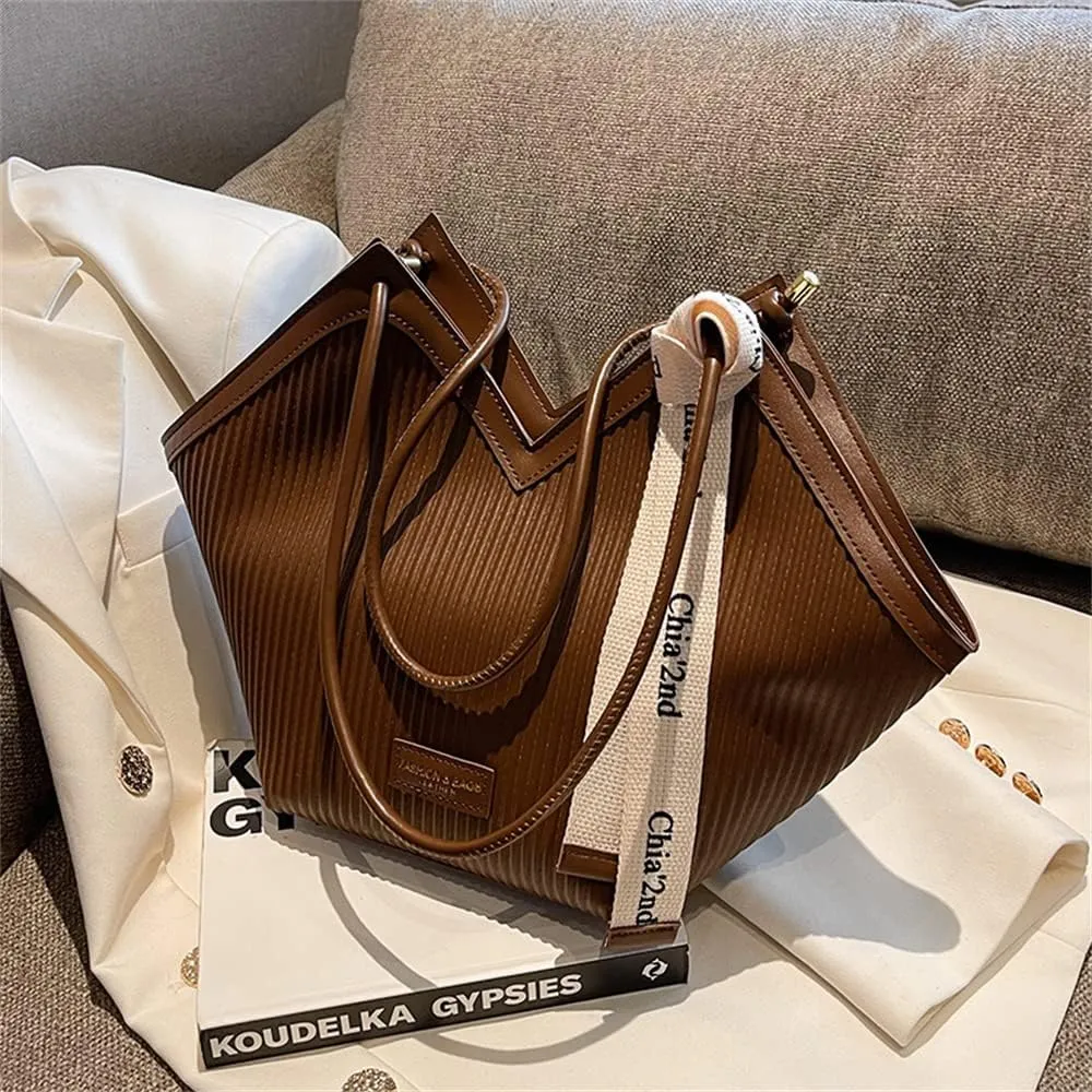 Love Heart Shape PU Artificial Leather Tote Bag for Women's Fashion Shoulder Bag and Satchel