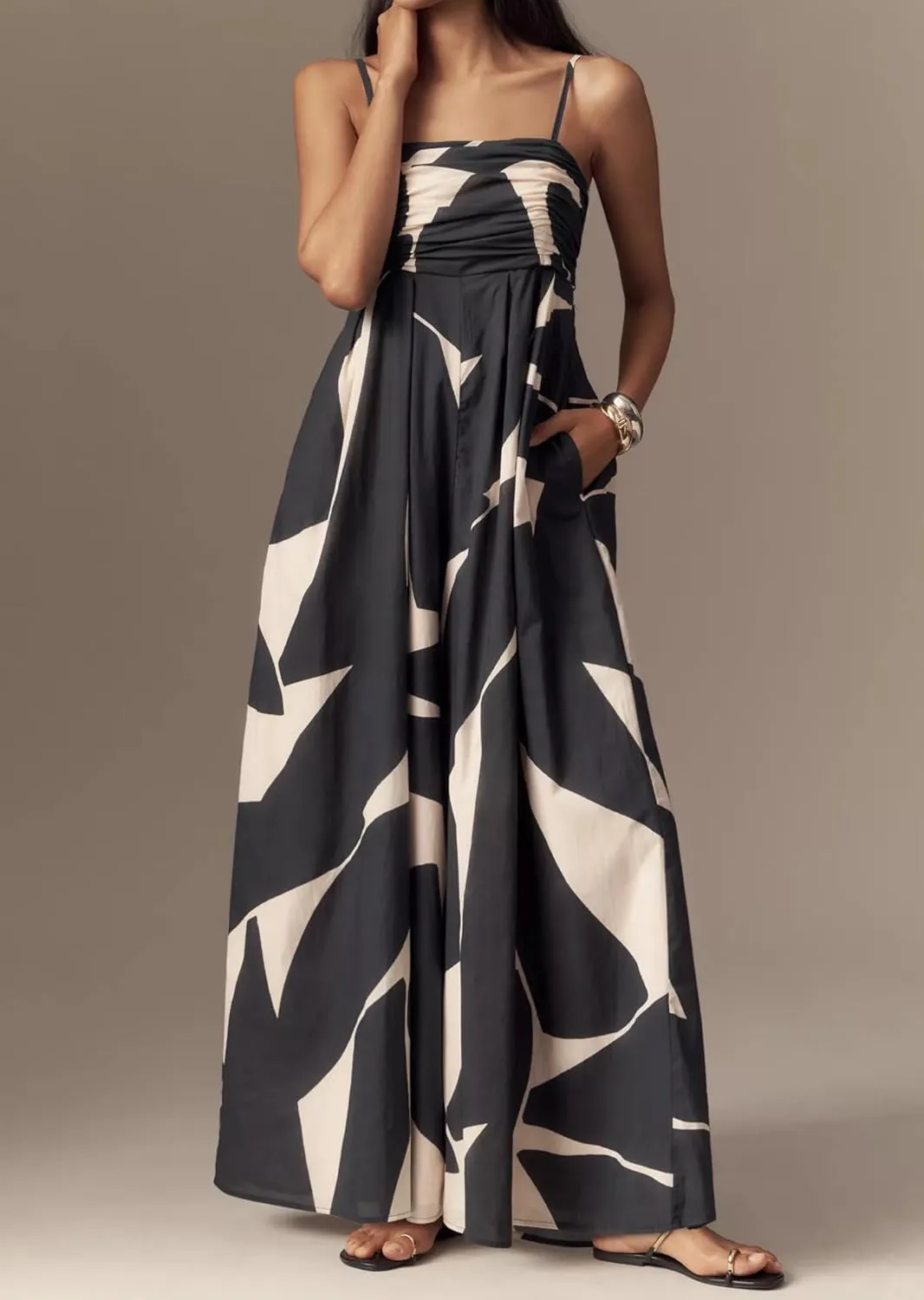Summer Casual Sleeveless One Piece Long Jumpsuits Spaghetti Strap Boho Wide Leg Outfits for Women Rompers 2025 Trendy