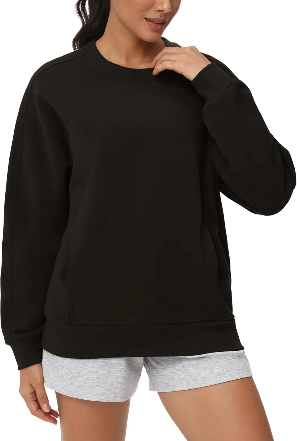THE GYM PEOPLE Women's Loose Fit Sweatshirt Long Sleeve Crewneck Cotton Boxy Fall Workout Pullover Tops with Pockets