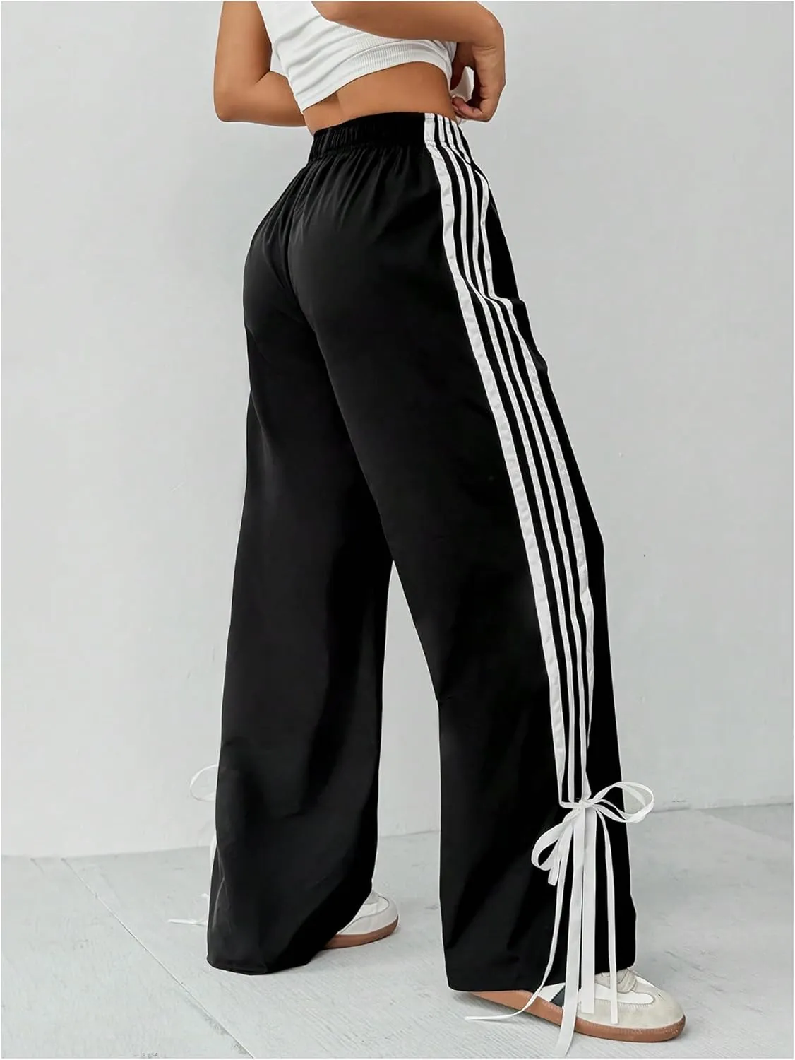 WDIRARA Women's Petite Side Striped Bowknot Track Pants Elastic Waist Wide Leg Baggy Sweatpants Streetwear