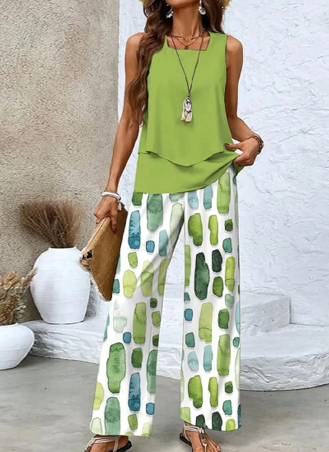 Women's 2 Piece Sets 2025 Spring Summer Outfits Sleeveless Print Wide Leg Pants Sweat Sets Trendy Lounge Tracksuits